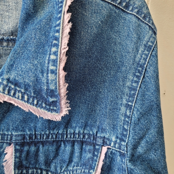 Vintage 90s Jean Jacket Snap Closure Pink Fringe Pockets - Picture 9 of 15